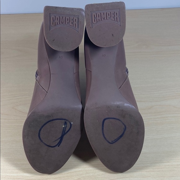 Camper Light Mauve Leather Ankle Boots with Heel - Picture 9 of 11
